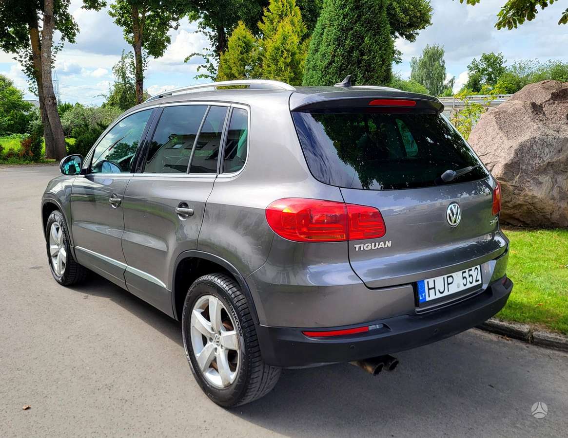 Volkswagen Tiguan - 4