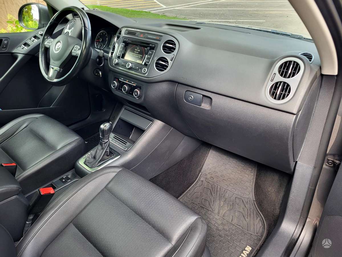 Volkswagen Tiguan - 6