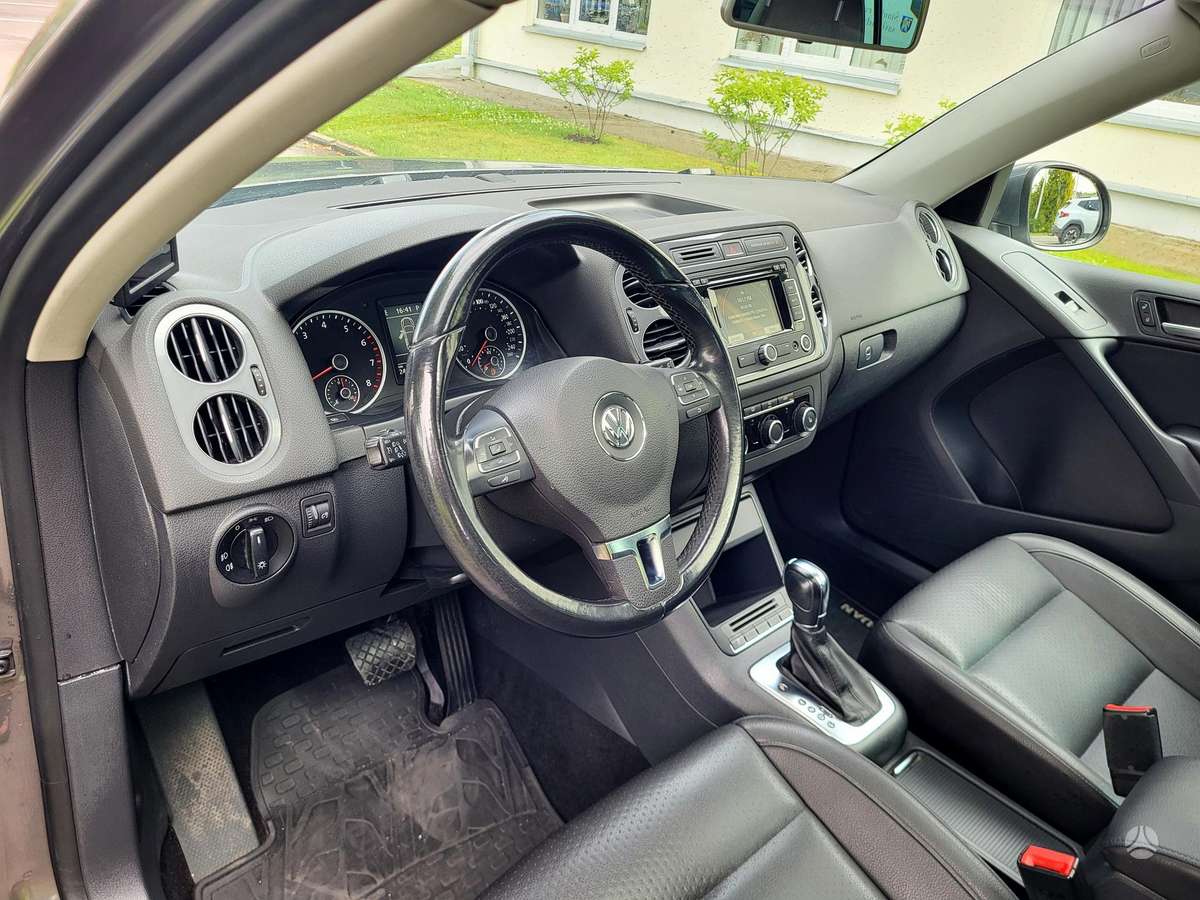 Volkswagen Tiguan - 7