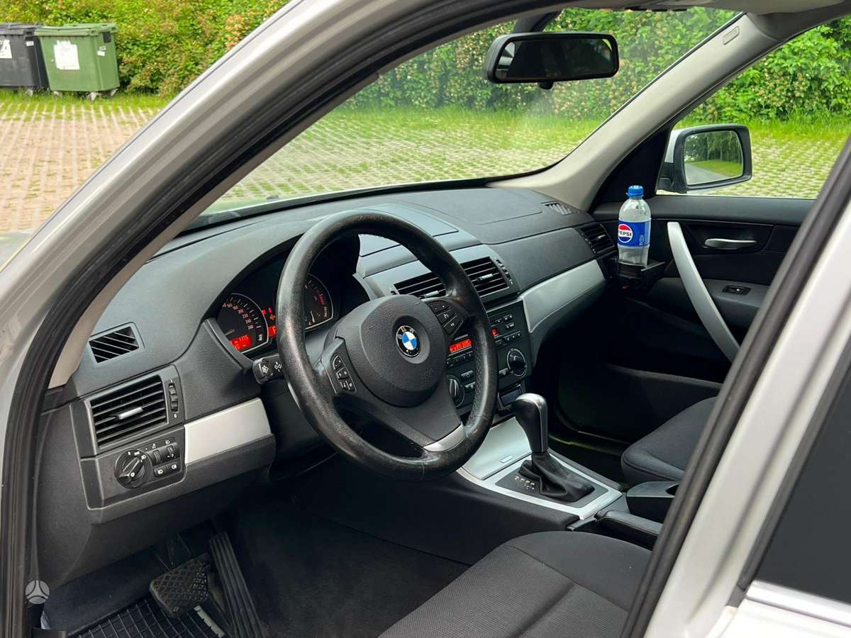 BMW X3, 3.0 l., Седан