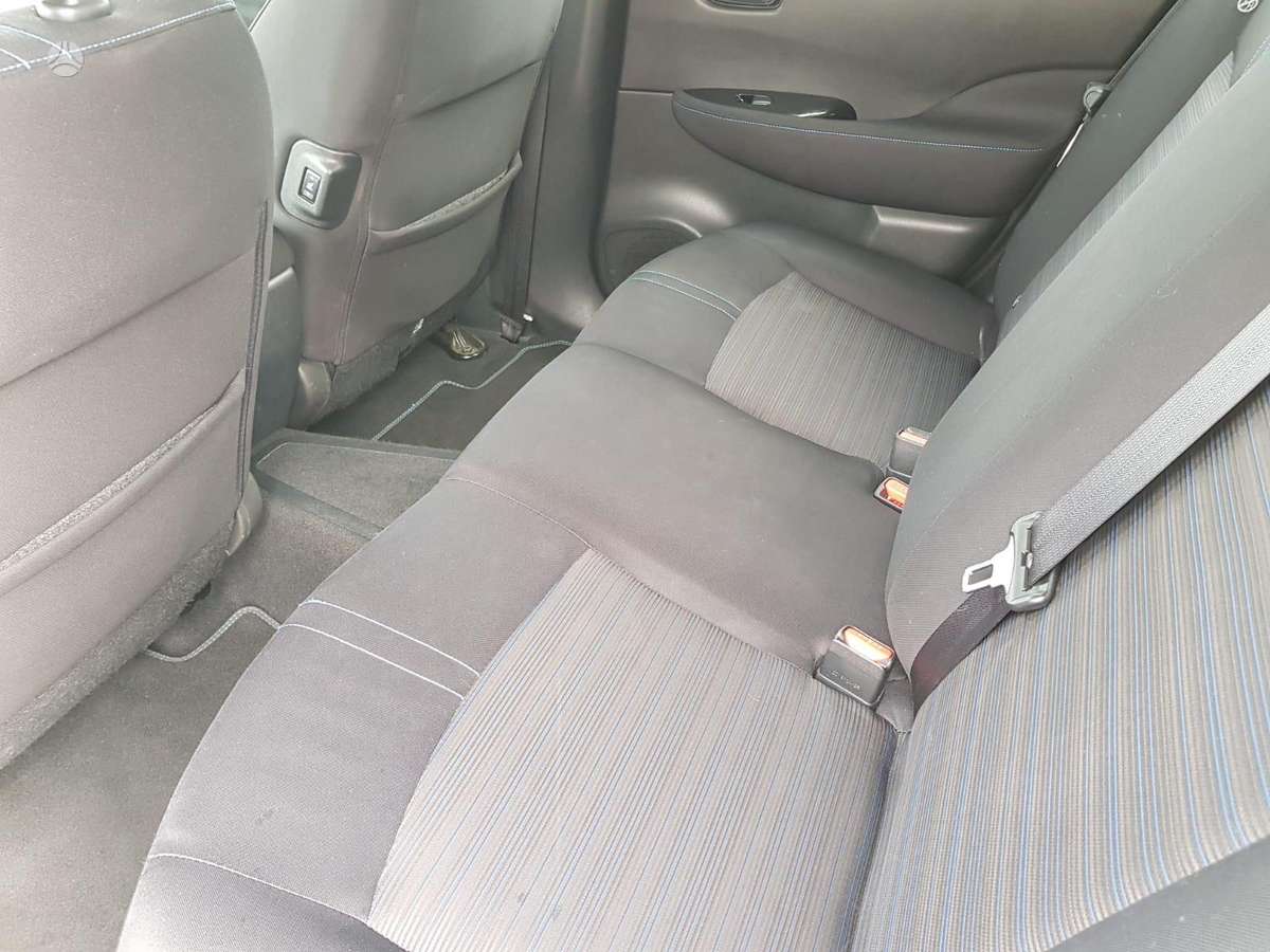 Nissan Leaf, 40 kWh, hatchback