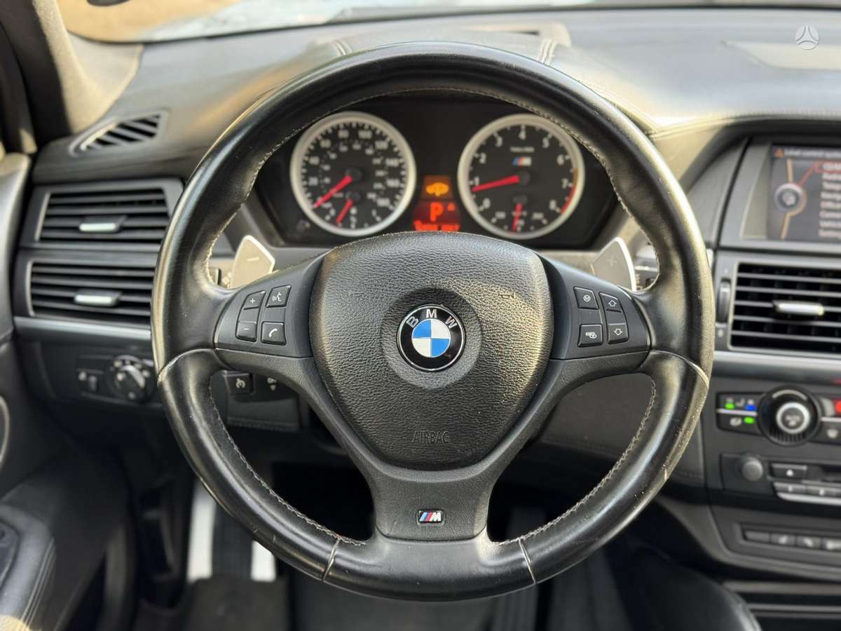 BMW X5 M, off-road / crossover
