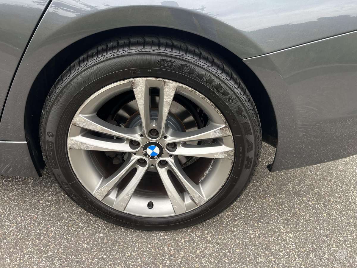 BMW 316, 2.0 l., Седан