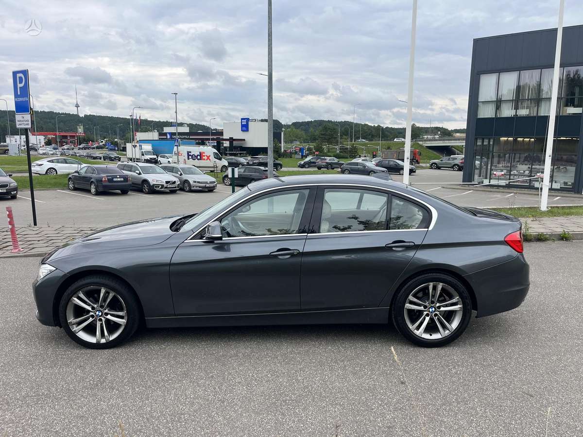BMW 316, 2.0 l., Седан