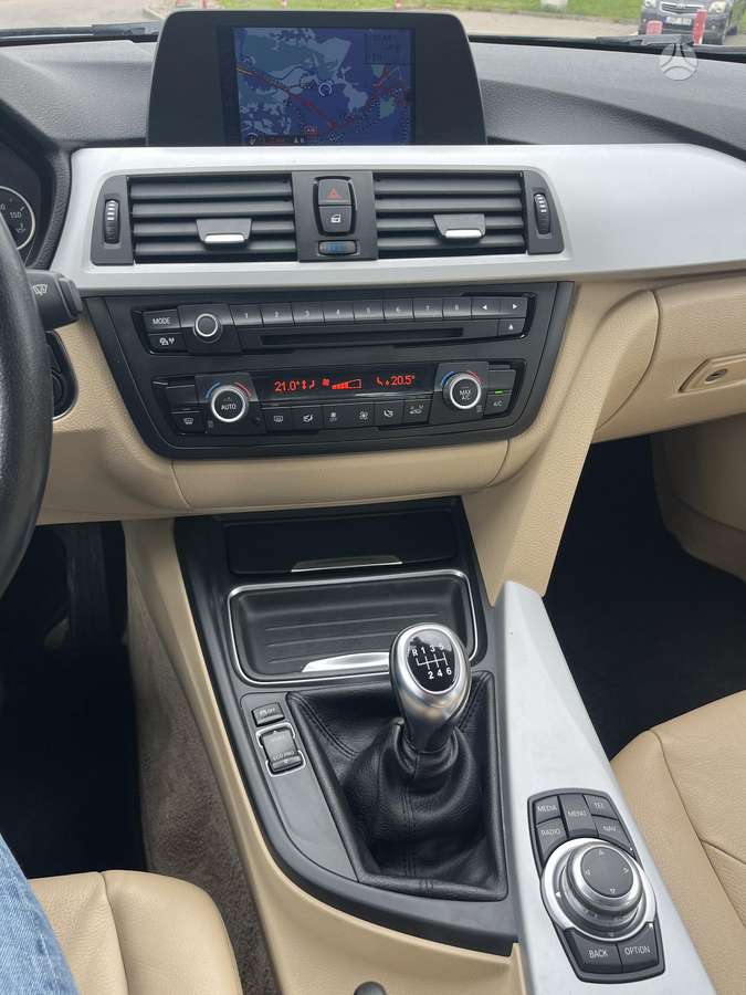 BMW 316, 2.0 l., Седан