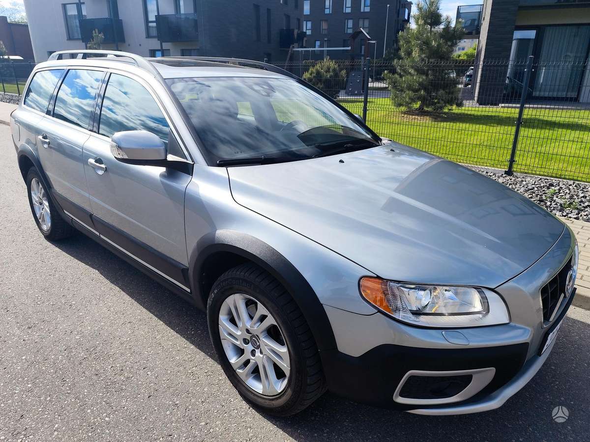 Volvo XC70, 2.0 l., wagon