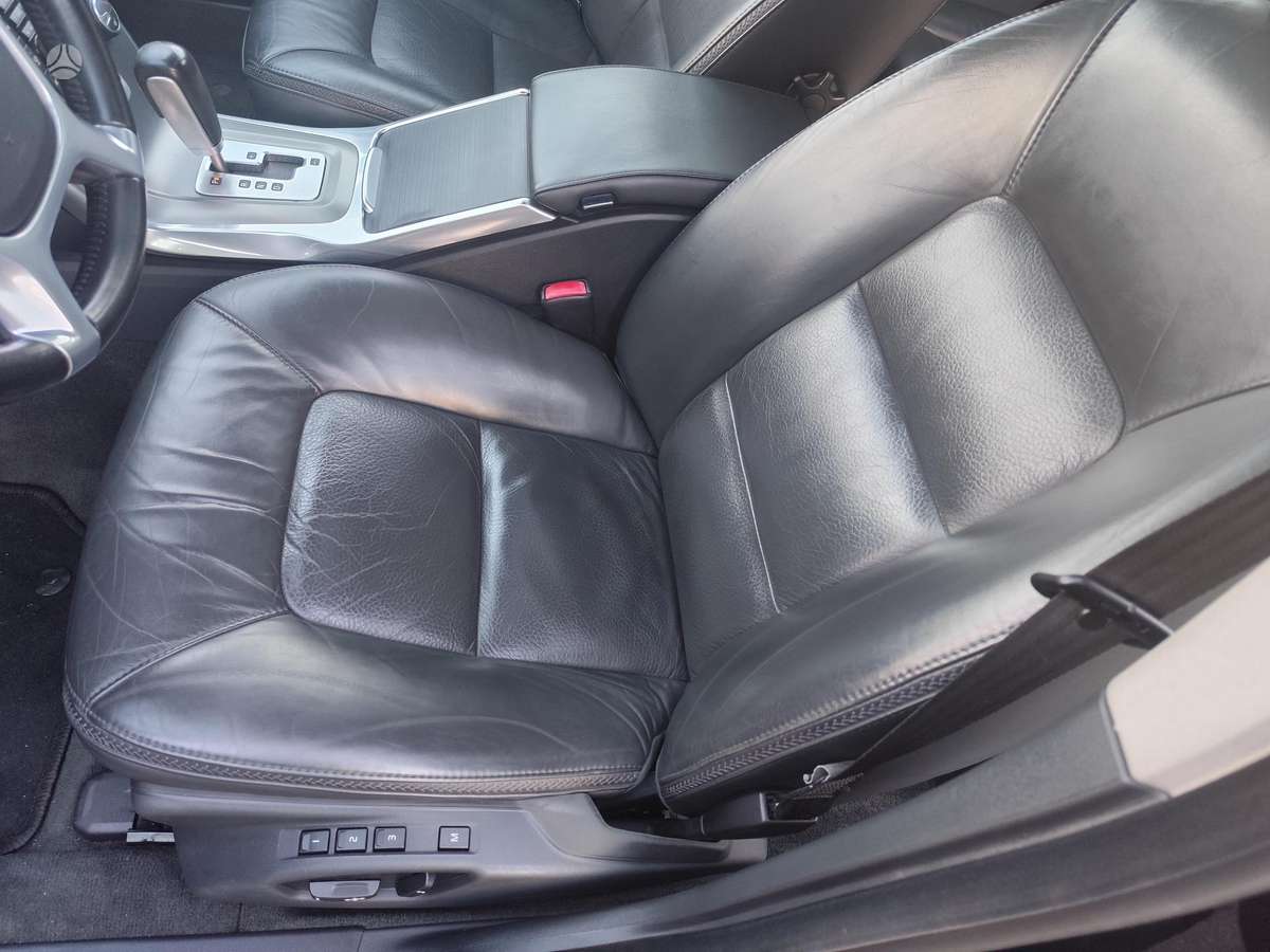 Volvo XC70, 2.0 l., wagon