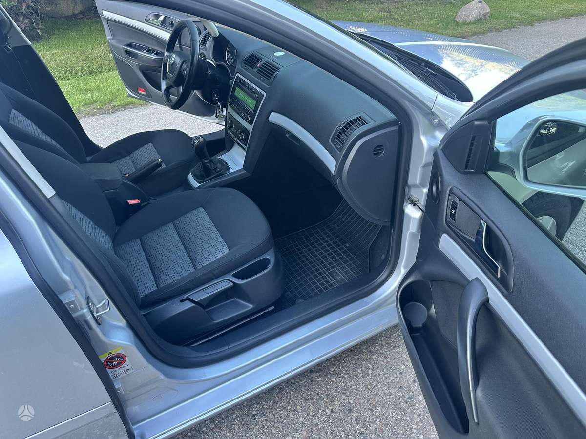 Skoda Octavia, 1.6 l., Универсал