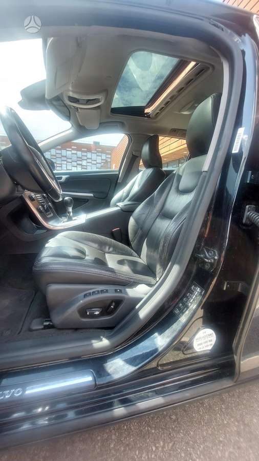 Volvo V60, 2.0 l., universalas