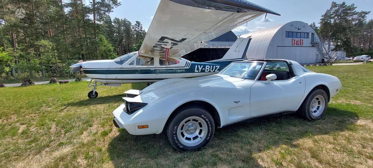 Chevrolet Corvette, 5.7 l., Кабриолет