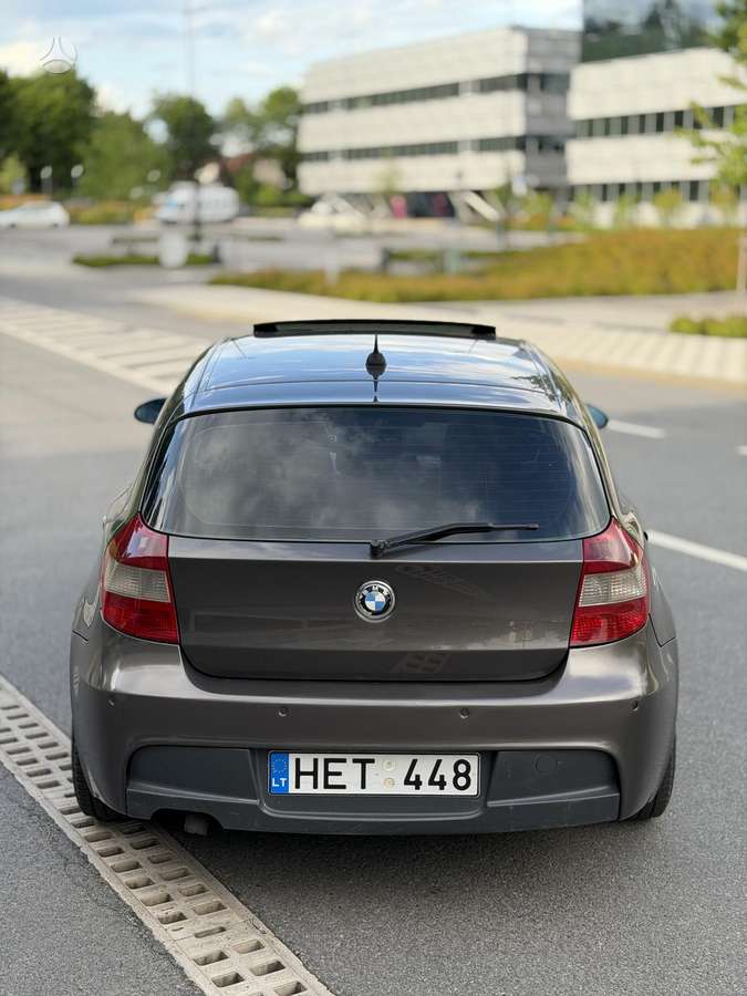 BMW 120, 2.0 l., hatchback