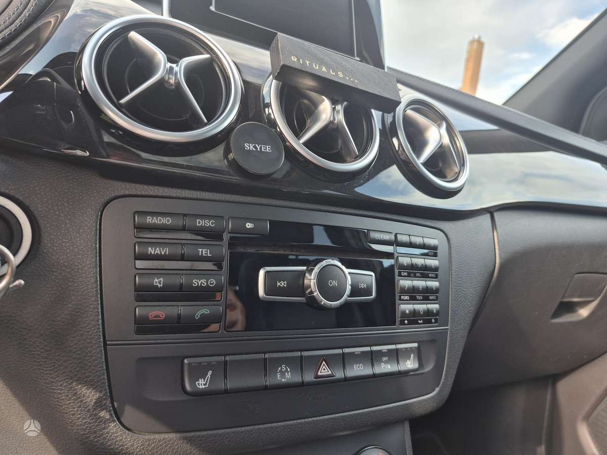 Mercedes-Benz B200, 1.8 l., Минивэн