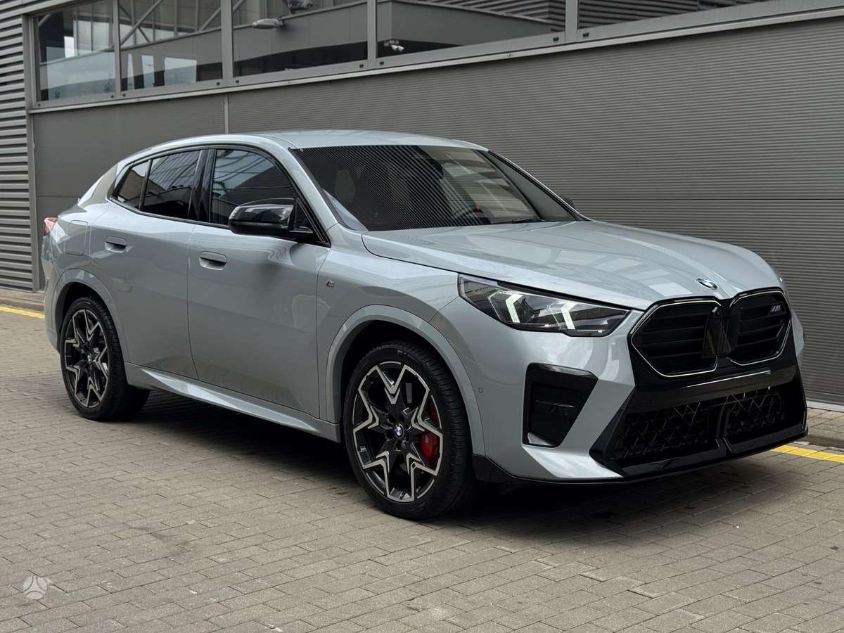 BMW X2, 2.0 l., off-road / crossover