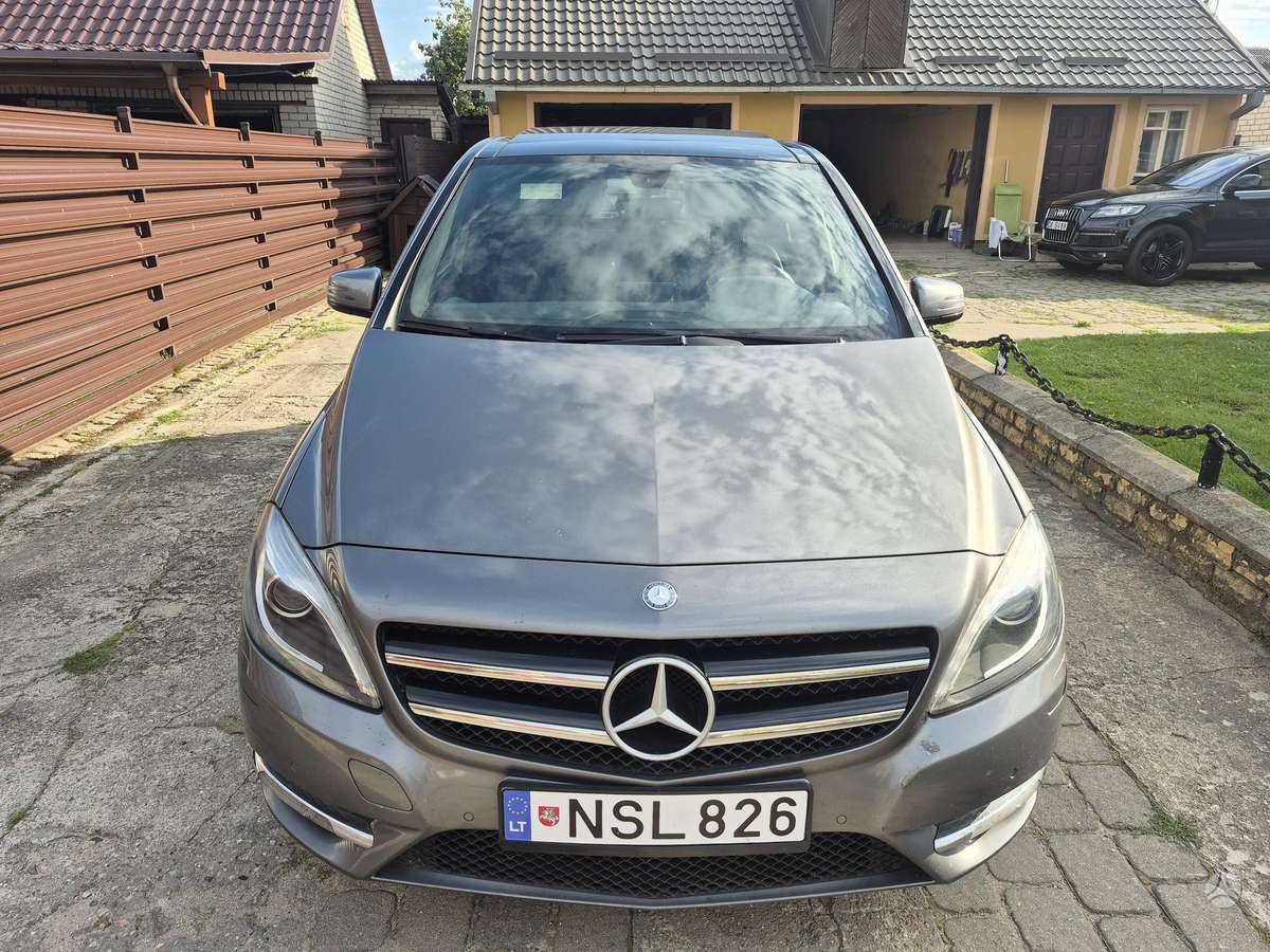 Mercedes-Benz B200, 1.8 l., Минивэн