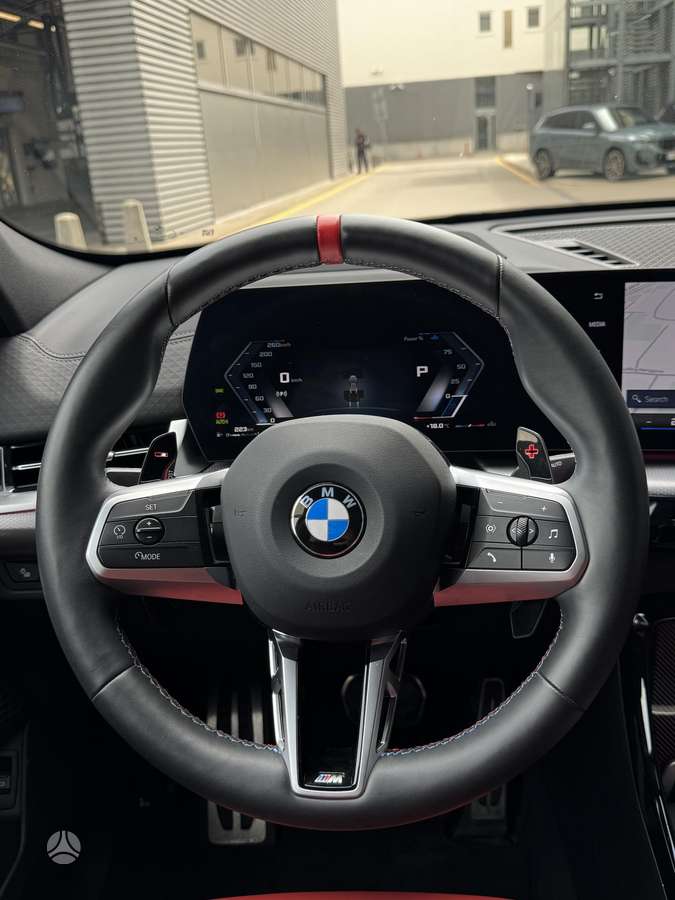 BMW X2, 2.0 l., off-road / crossover