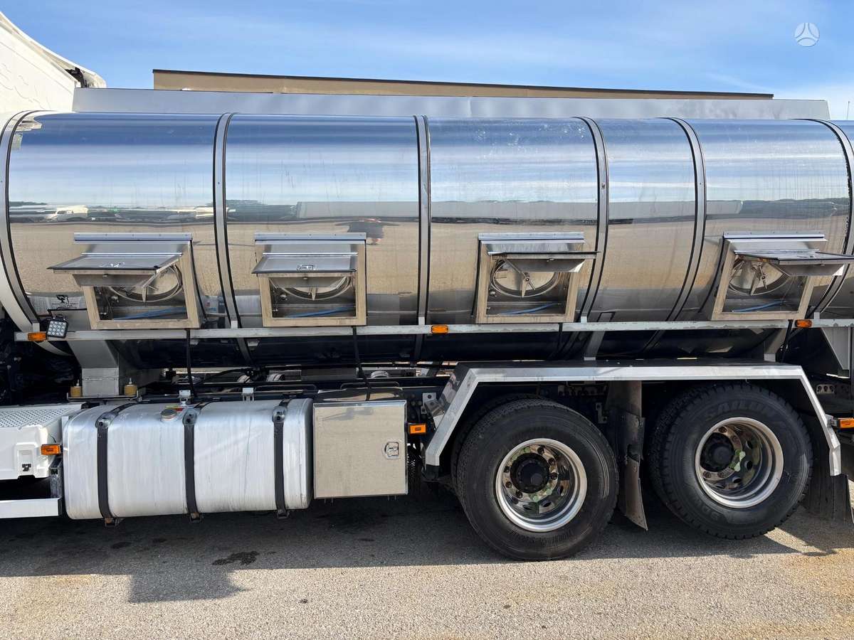 Scania R540, молоковозы
