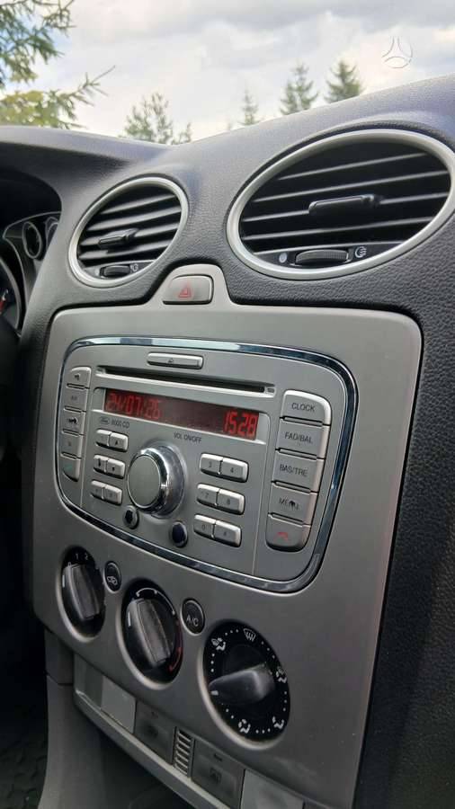 Ford Focus, 1.6 l., hatchback
