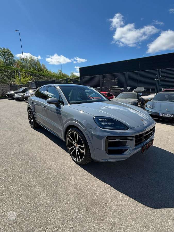 Porsche Cayenne Coupe - 4