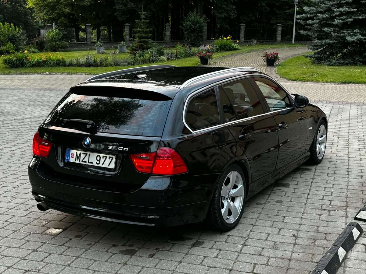 BMW 320, 2.0 l., Универсал