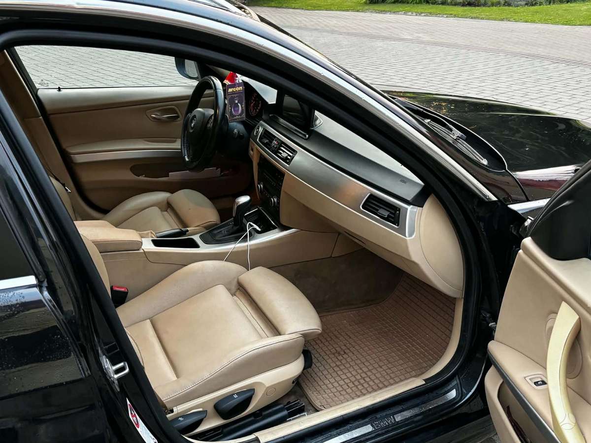 BMW 320, 2.0 l., Универсал