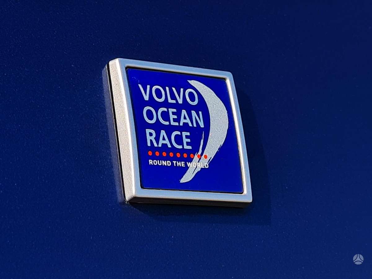 Volvo V40, 2.0 l., hatchback