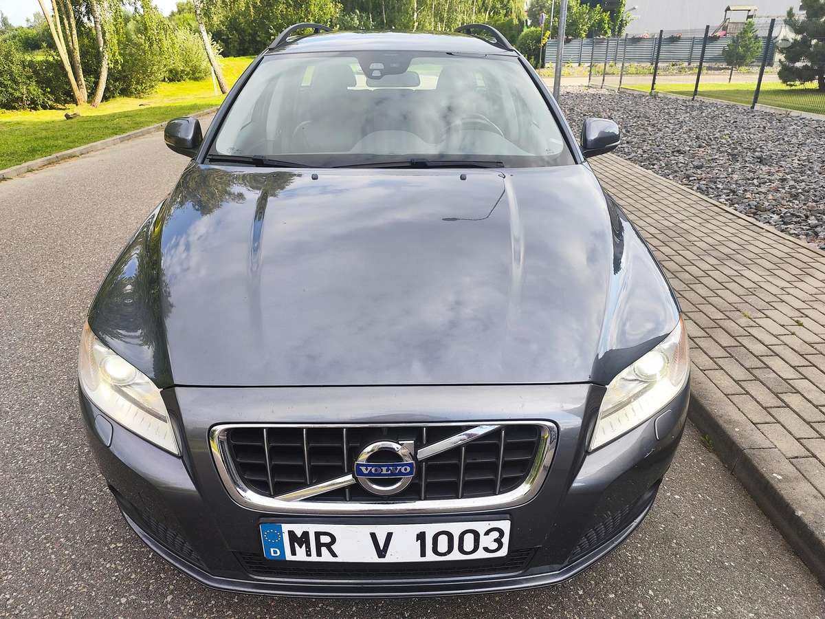 Volvo V70, 2.0 l., Универсал
