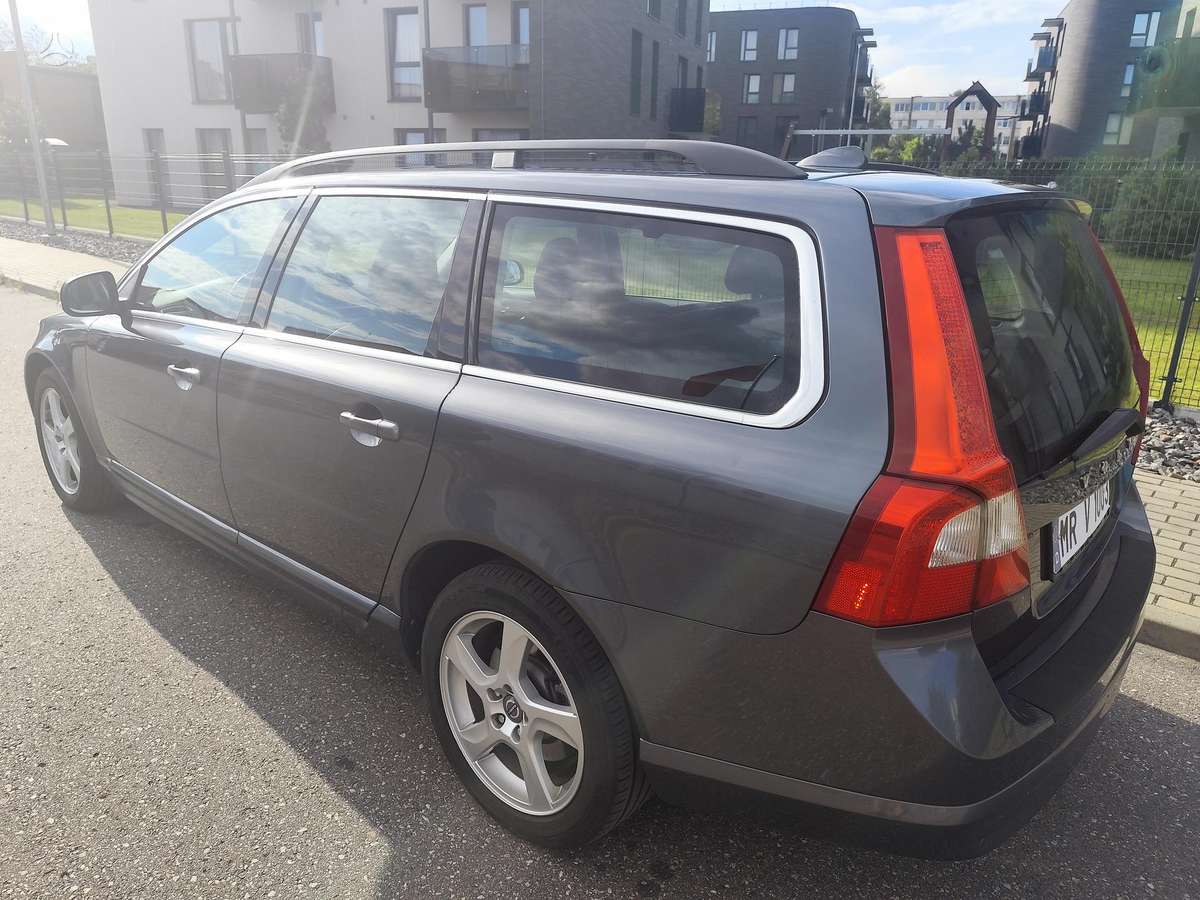 Volvo V70, 2.0 l., Универсал