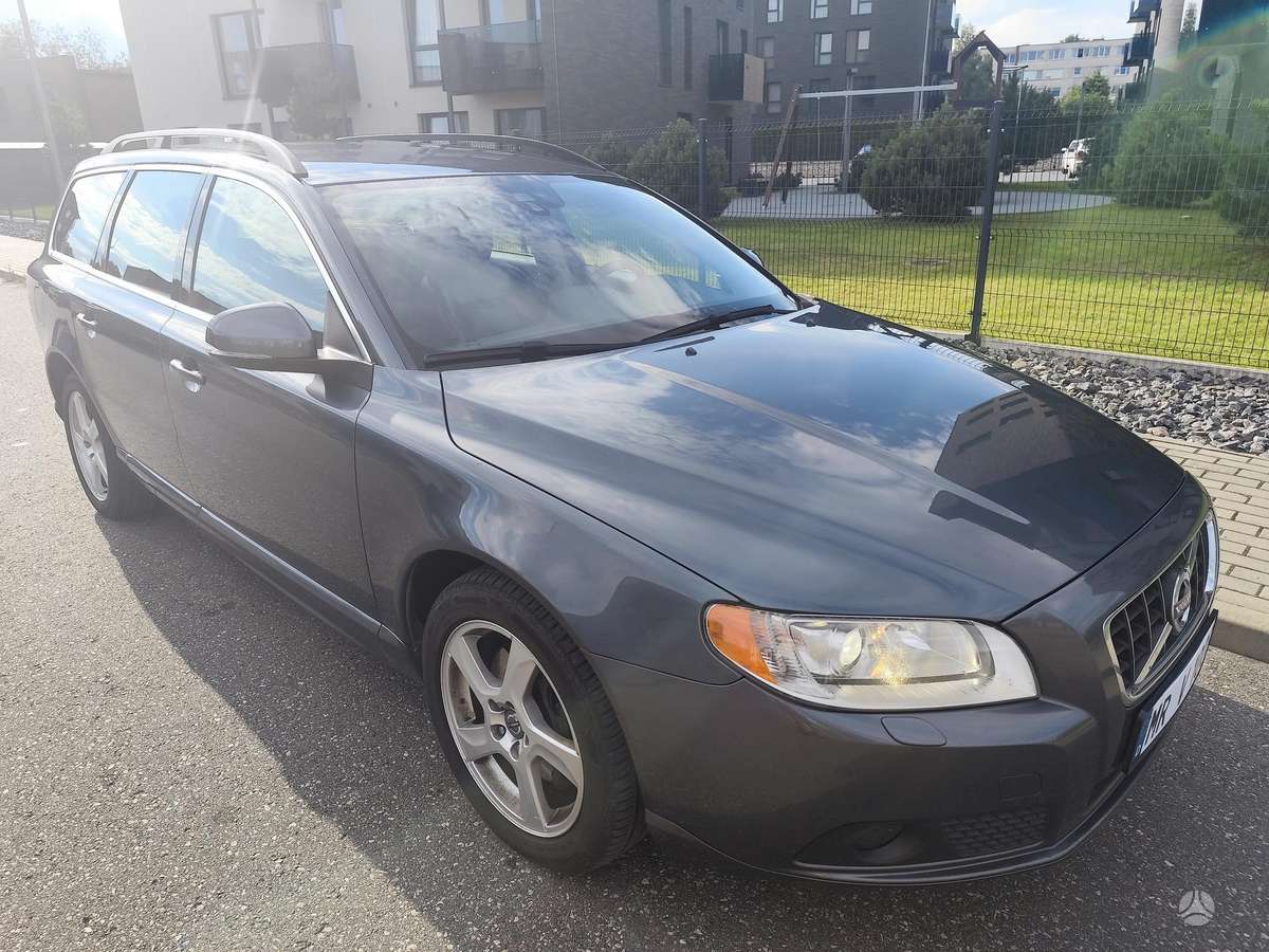 Volvo V70, 2.0 l., Универсал