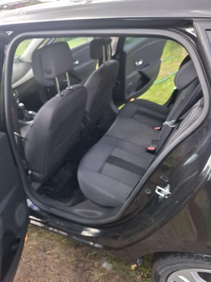 Renault Megane - 8