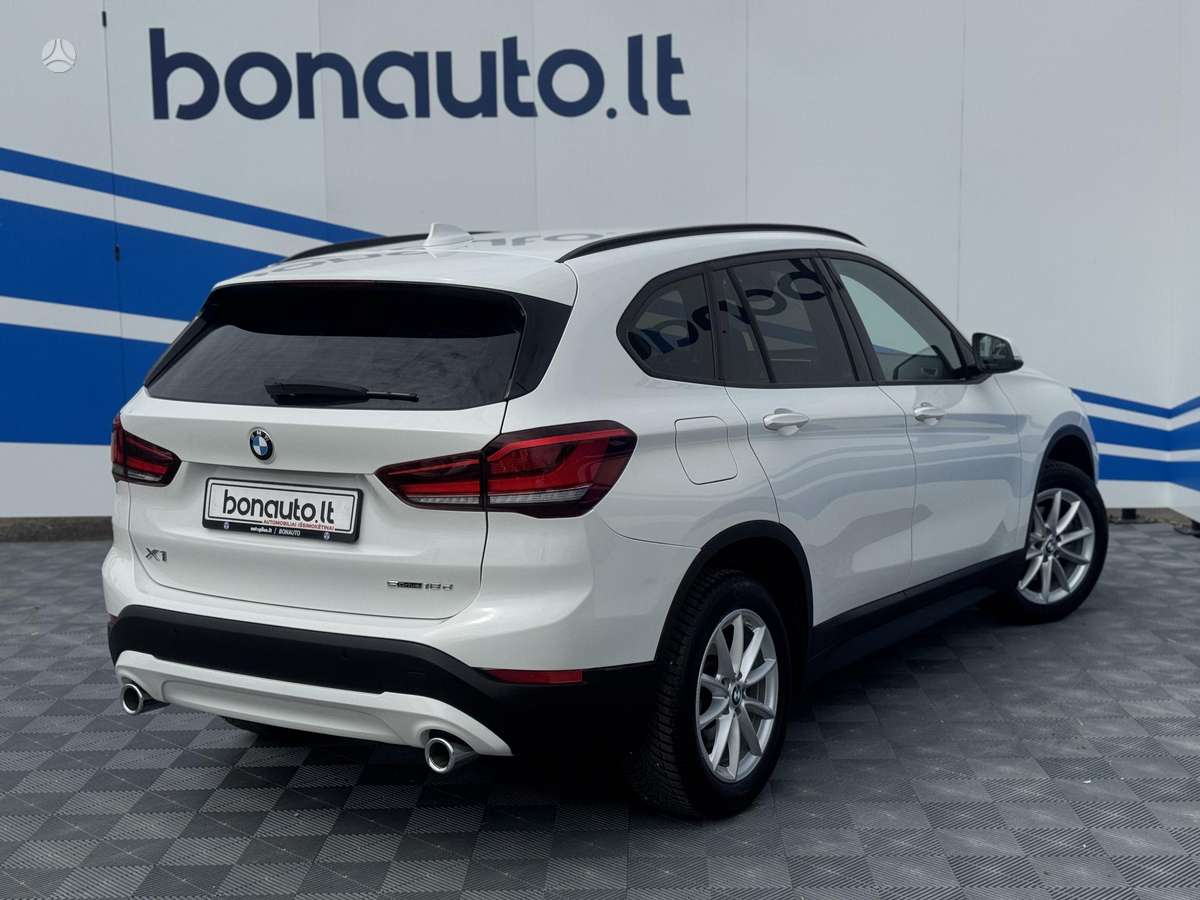 BMW X1, 2.0 l., Хэтчбек