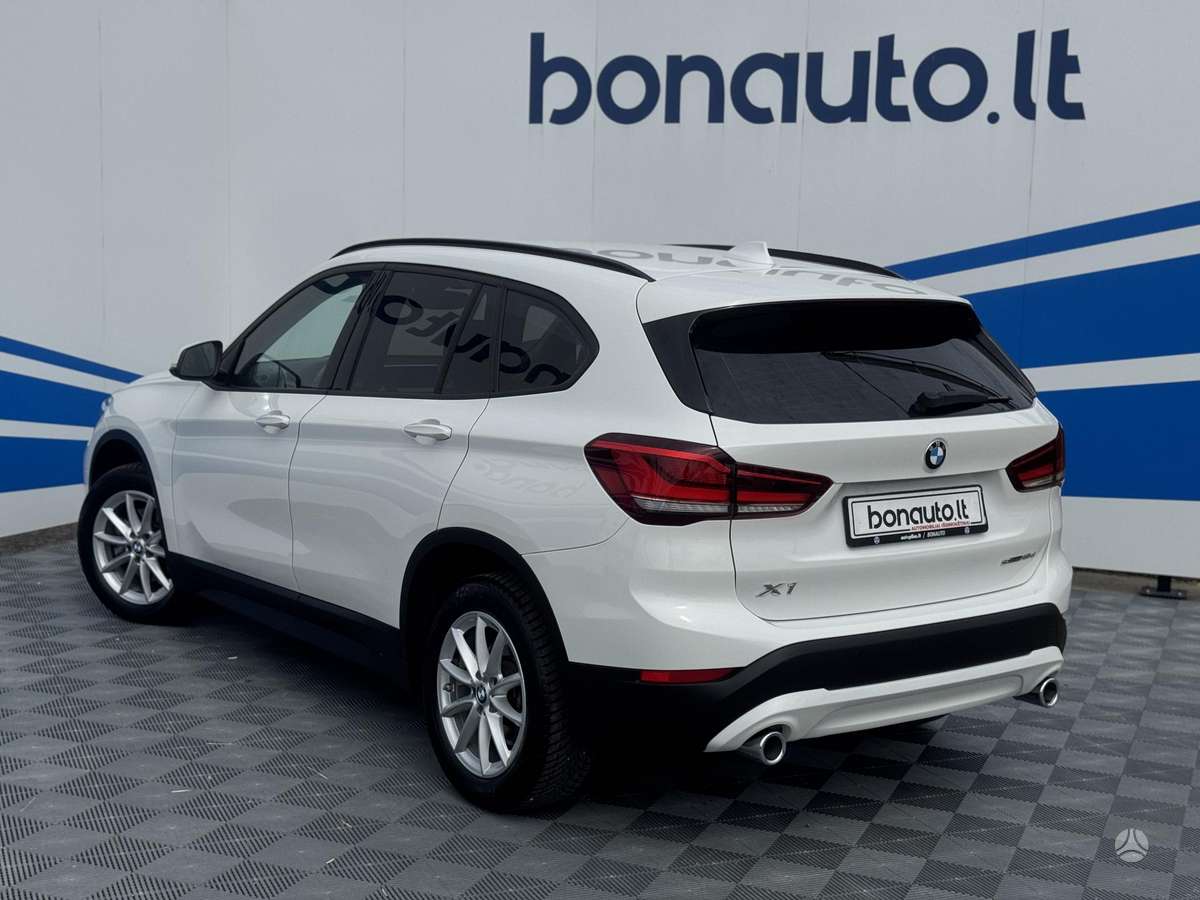 BMW X1, 2.0 l., Хэтчбек