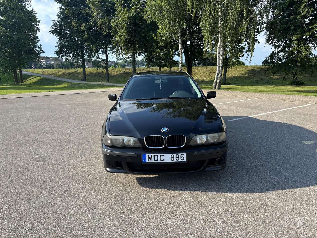 BMW 520, 2.0 l., Седан