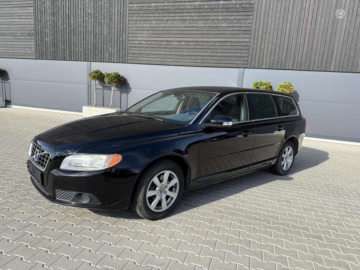 Volvo V70, 2.0 l., Универсал