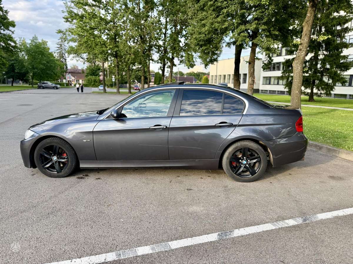 BMW 325, 2.5 l., Седан