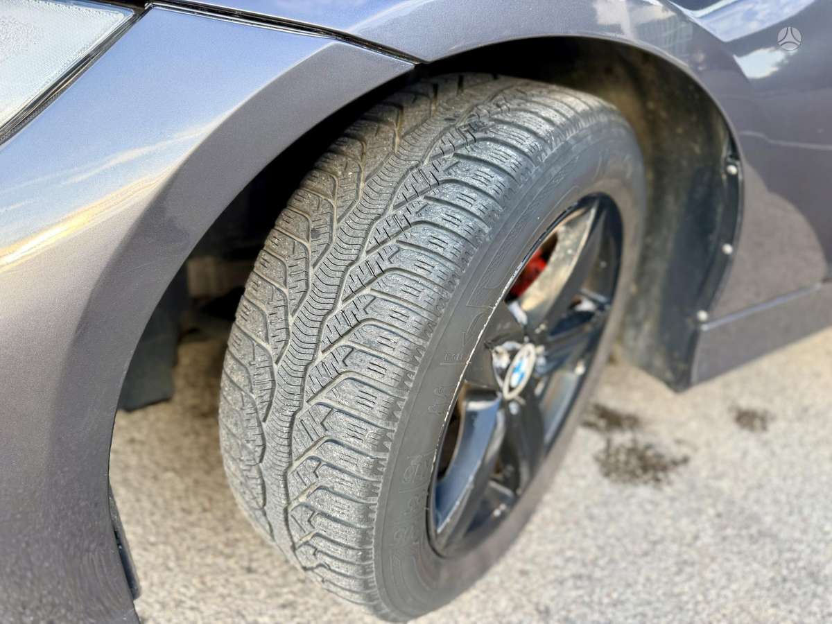 BMW 325, 2.5 l., Седан