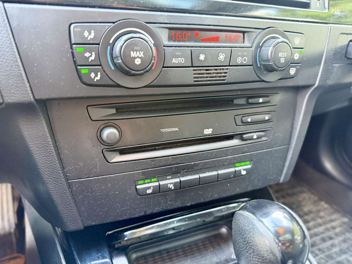 BMW 325, 2.5 l., Седан
