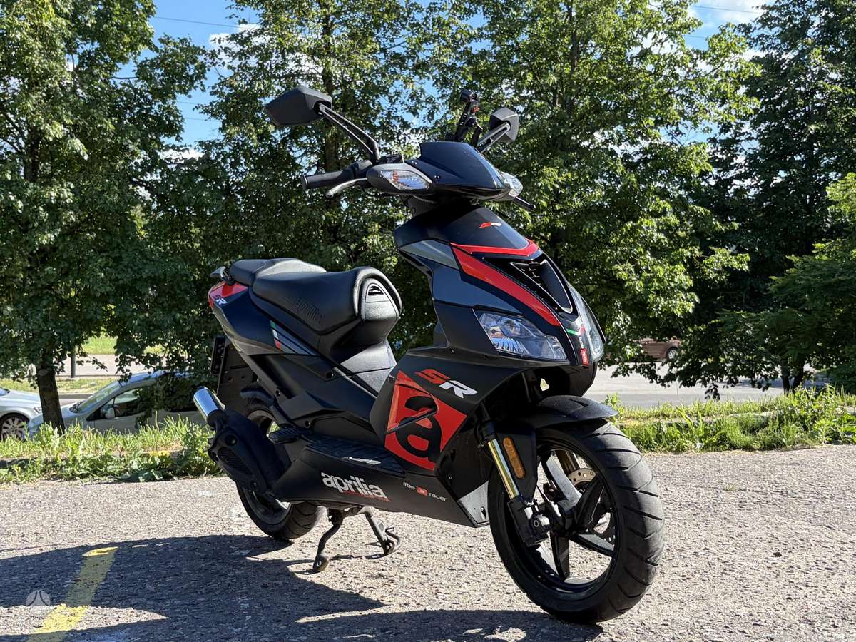Aprilia SR 49cc, scooters / mopeds
