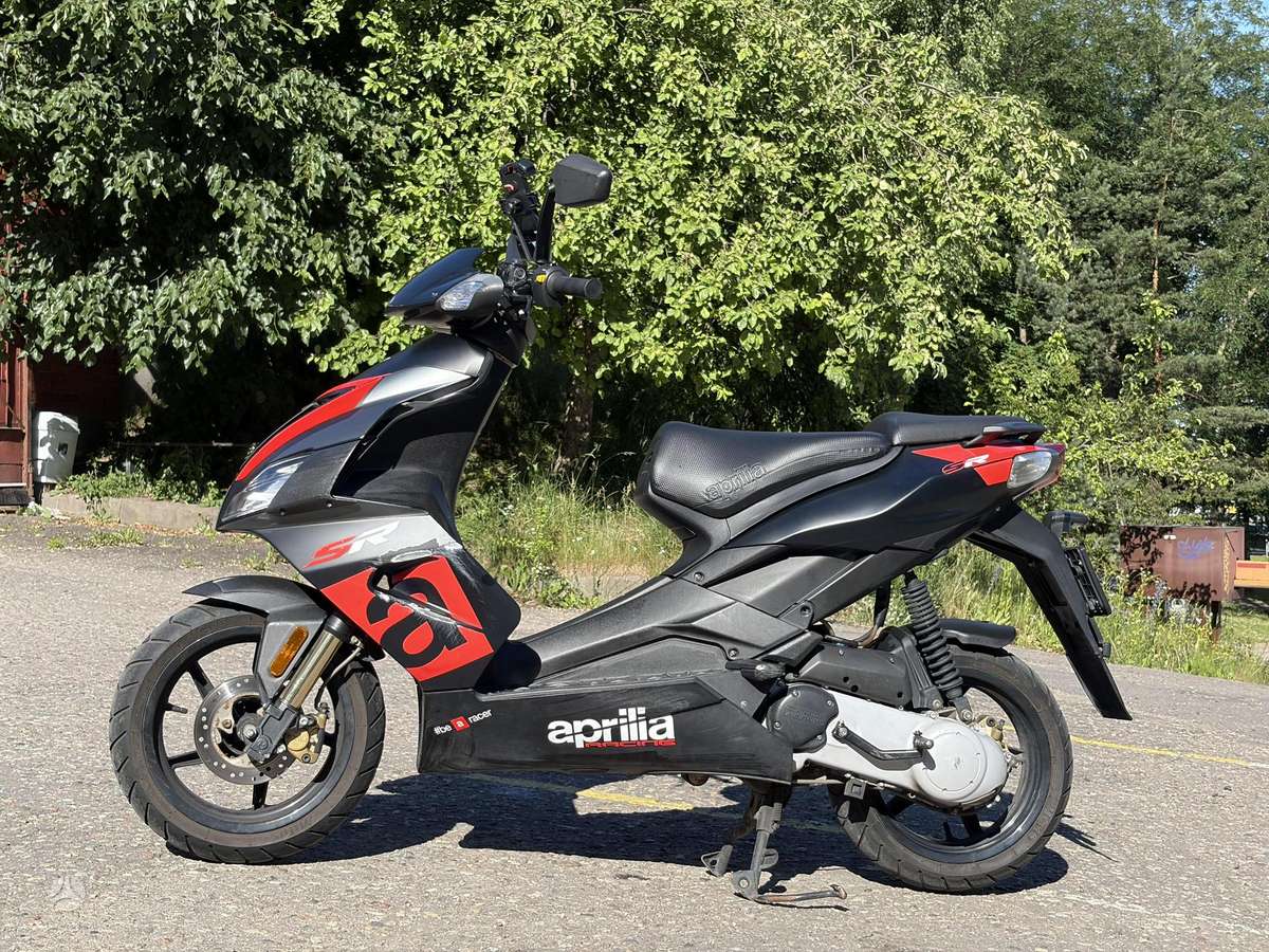 Aprilia SR 49cc, scooters / mopeds
