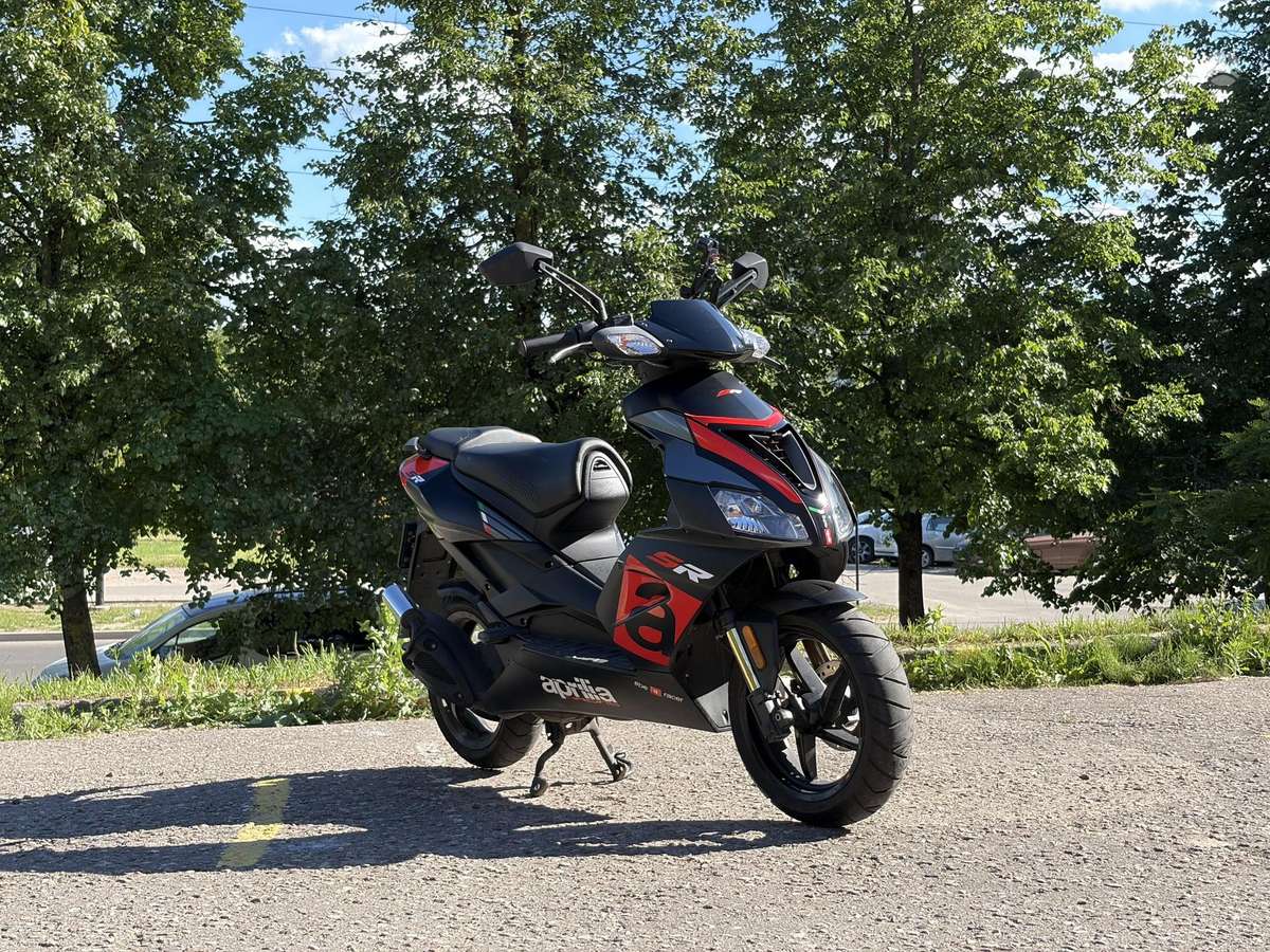 Aprilia SR 49cc, scooters / mopeds