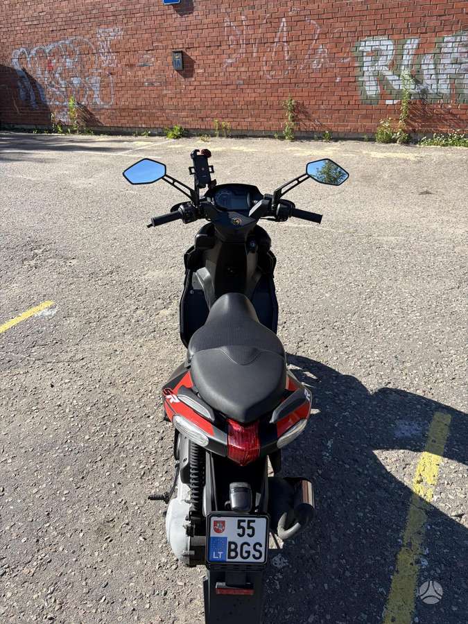 Aprilia SR 49cc, scooters / mopeds