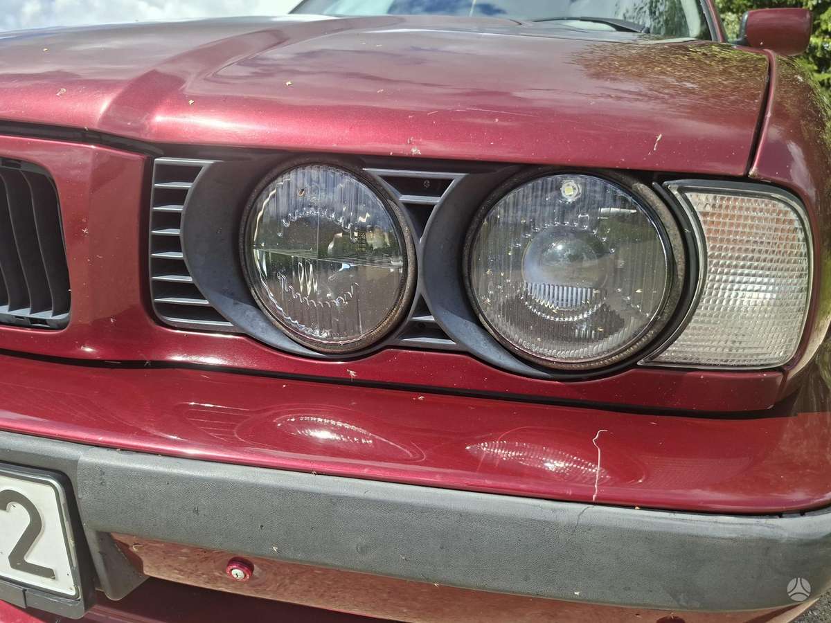 BMW 520, 2.0 l., Седан