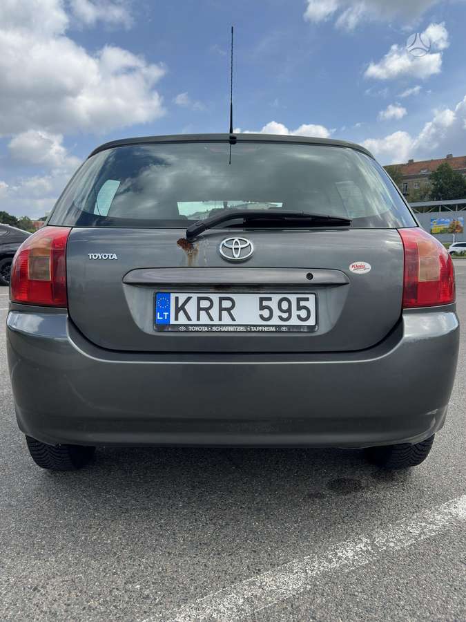 Toyota Corolla - 4