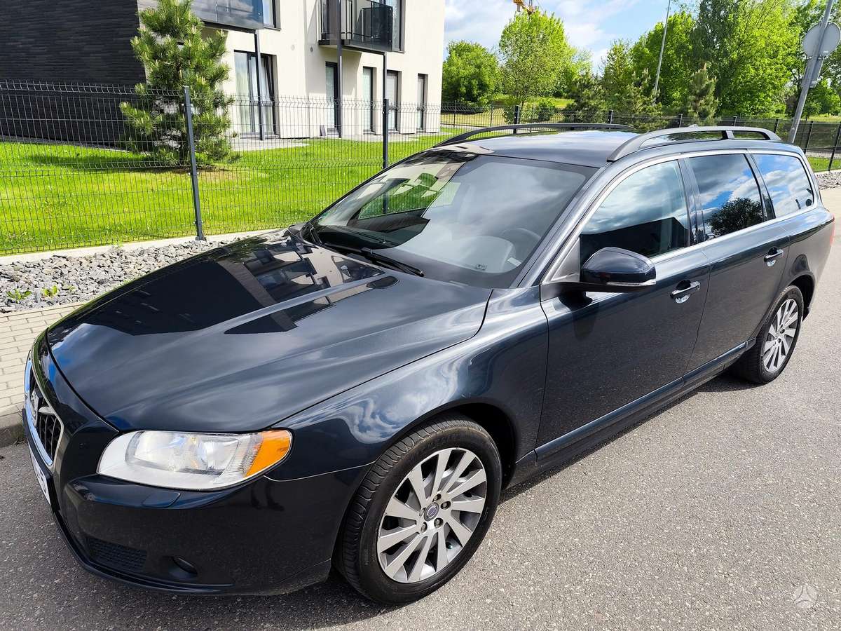 Volvo V70, 2.0 l., Универсал
