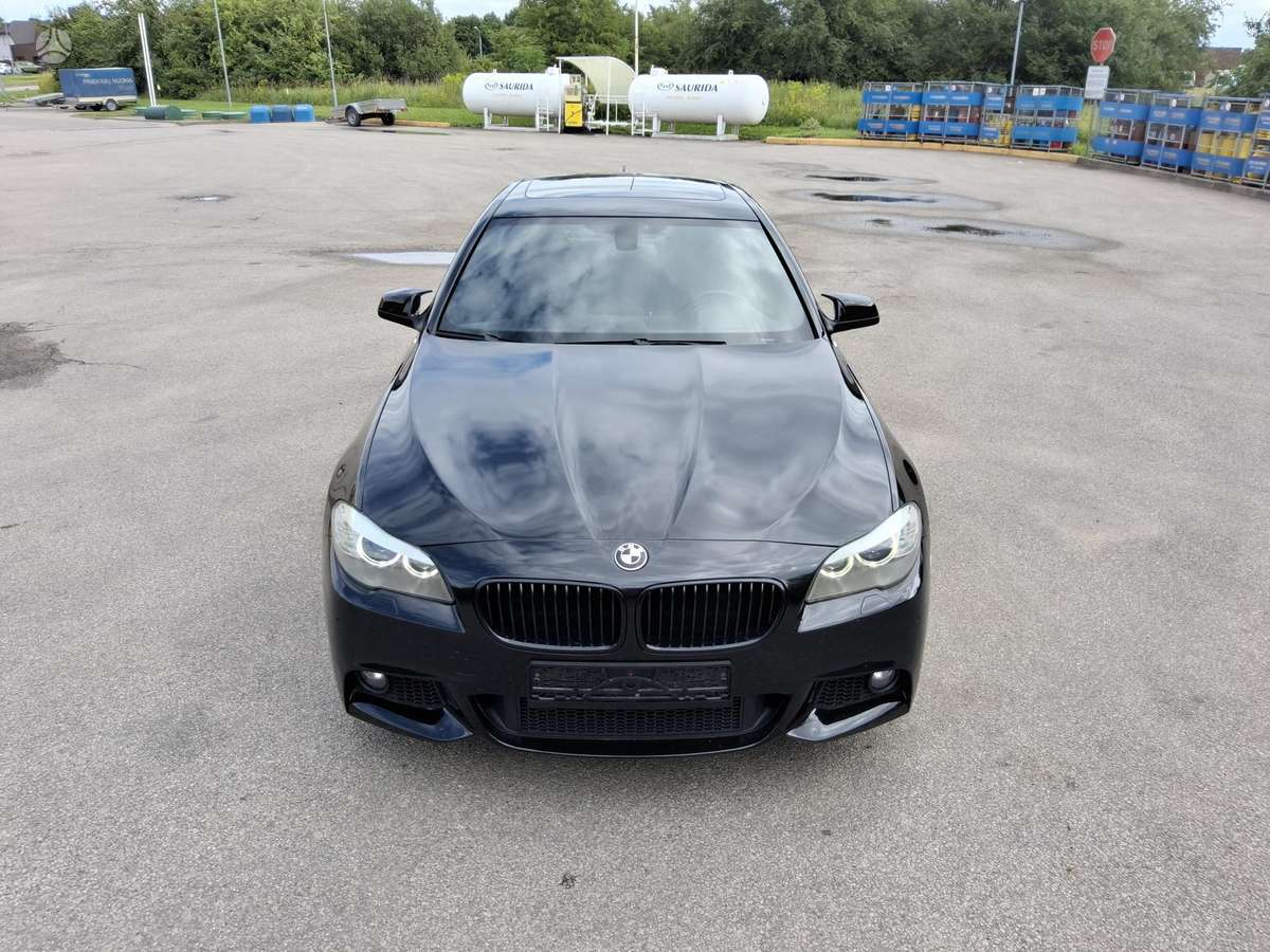 BMW 535, 3.0 l., Седан