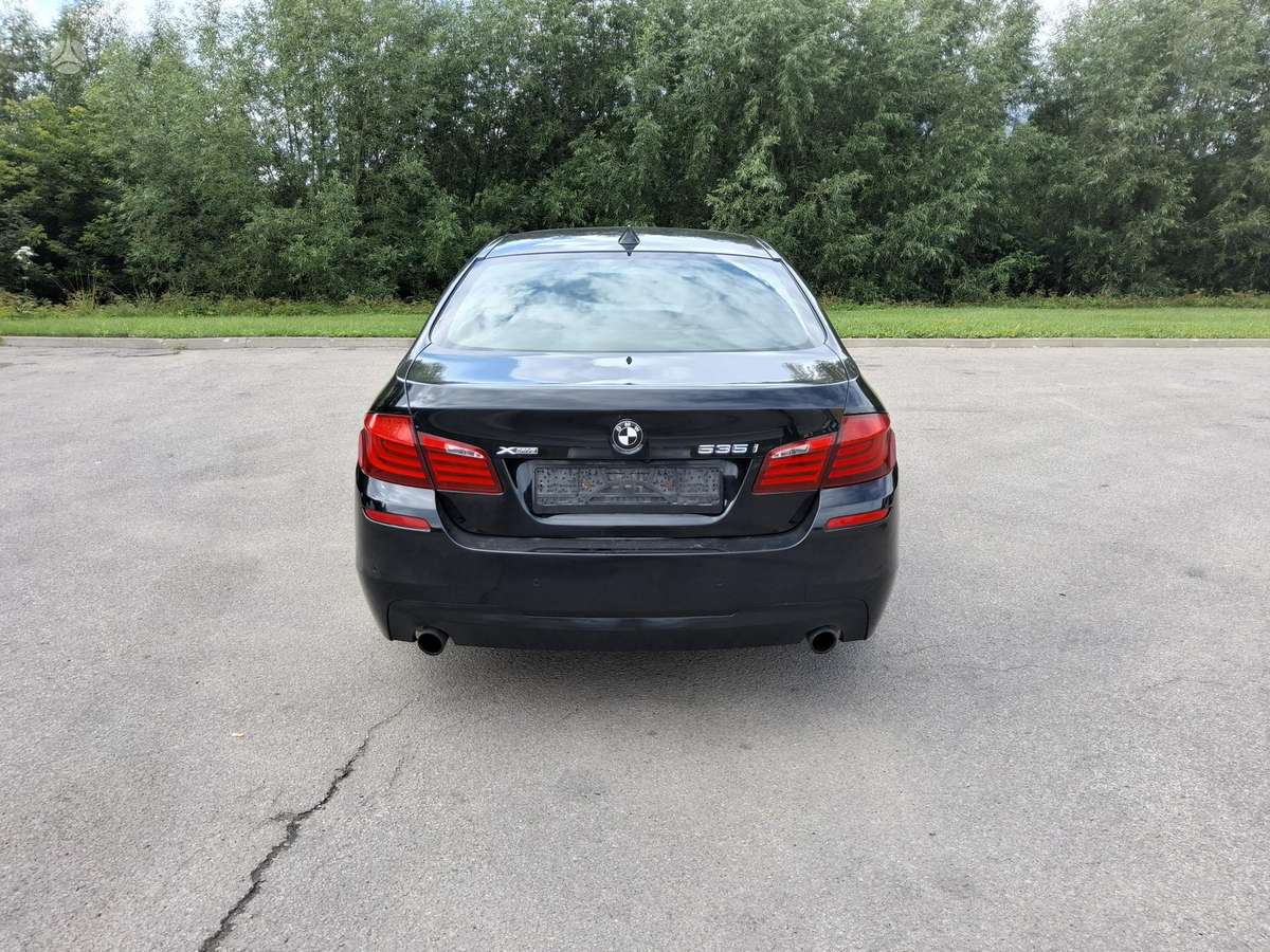 BMW 535, 3.0 l., Седан