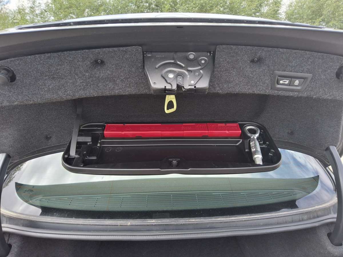 BMW 535, 3.0 l., Седан