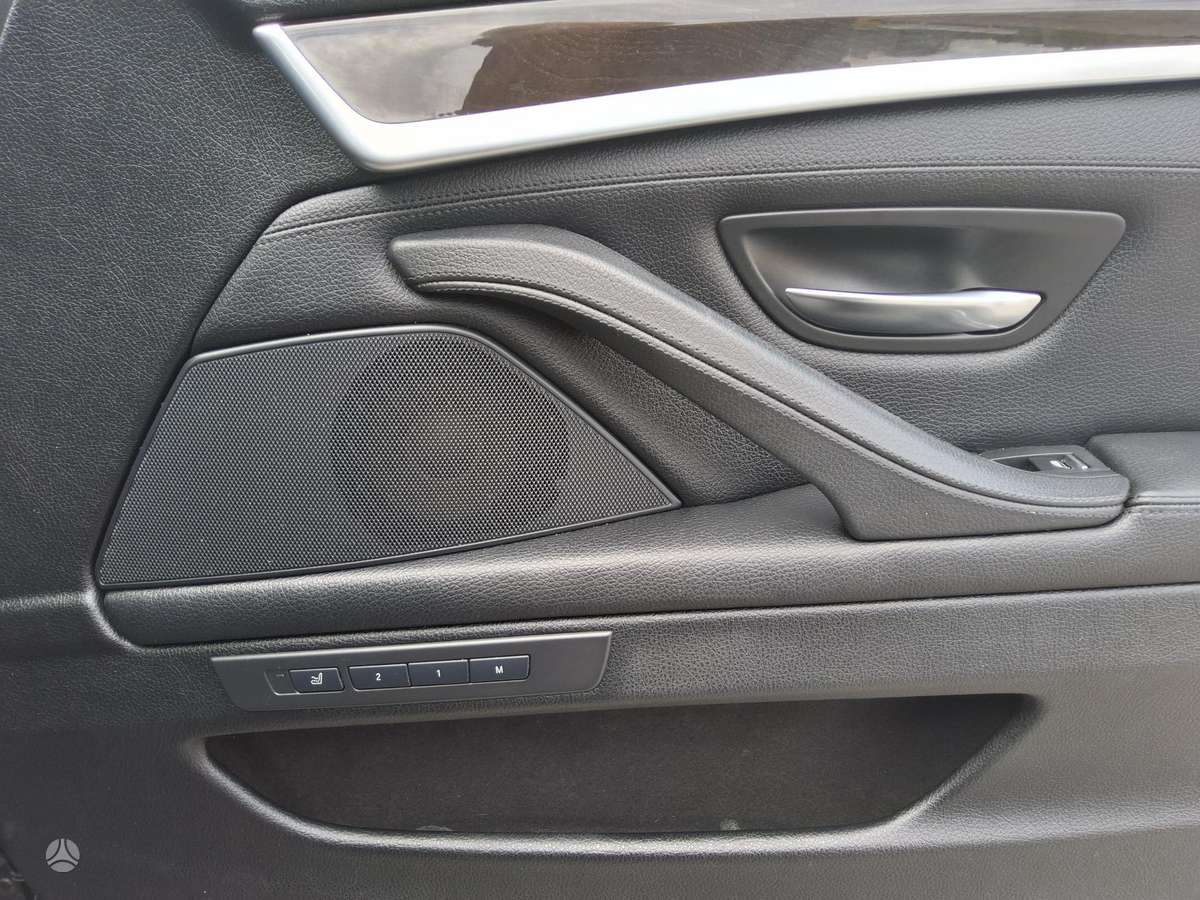 BMW 535, 3.0 l., Седан