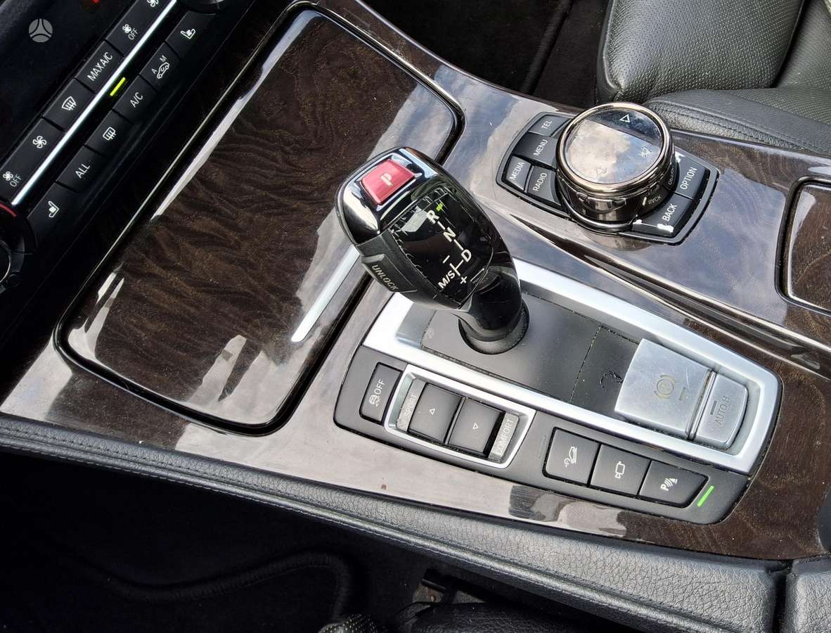 BMW 535, 3.0 l., Седан