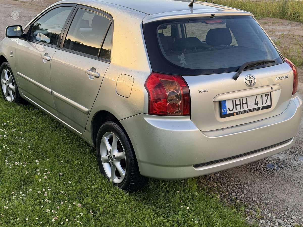 Toyota Corolla - 3