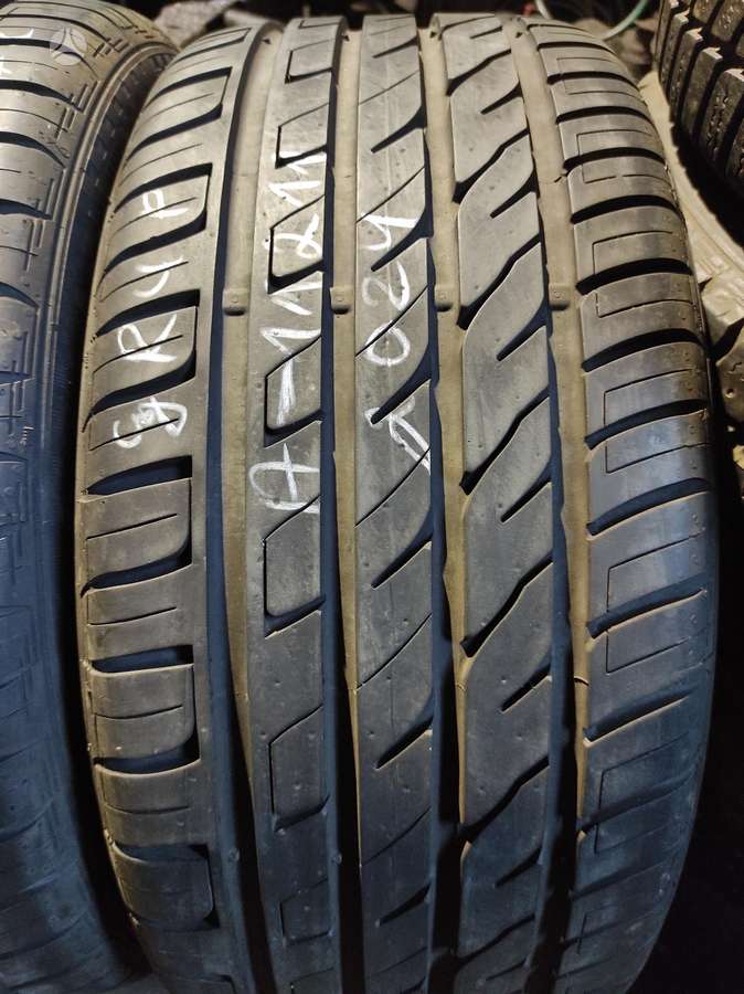 Pirelli, vasarinės 245/45 R17